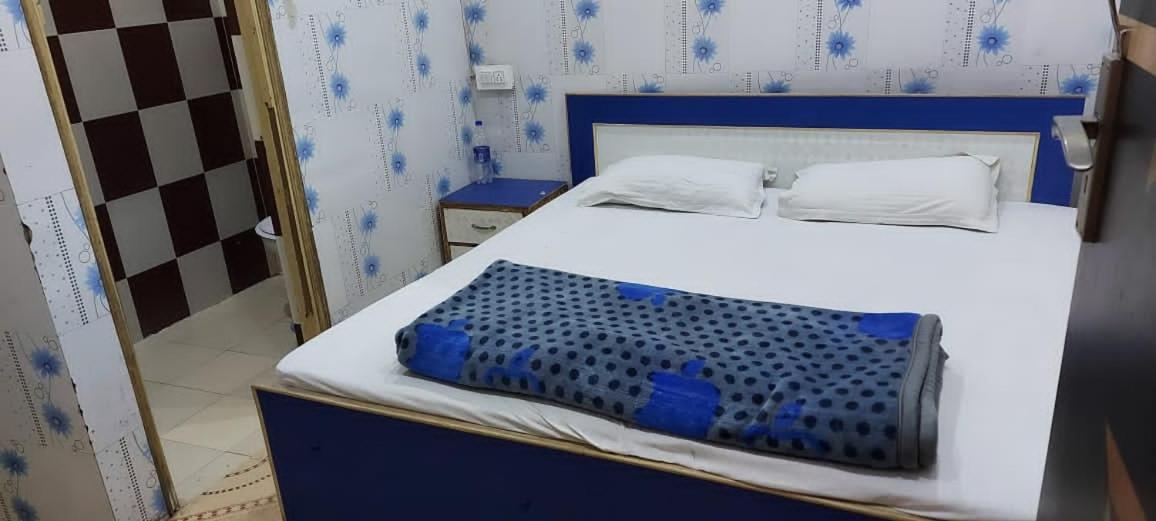 Mj Chawla Homestay Double Bed Attached Bathroom Room أمريتسار المظهر الخارجي الصورة