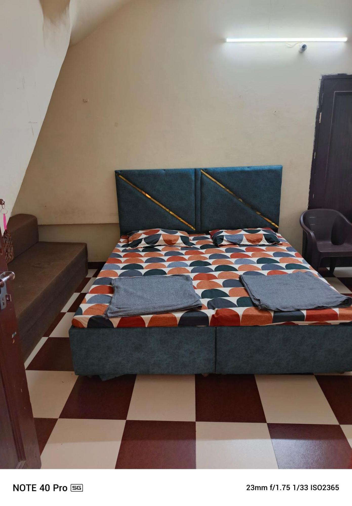 Mj Chawla Homestay Double Bed Attached Bathroom Room أمريتسار المظهر الخارجي الصورة
