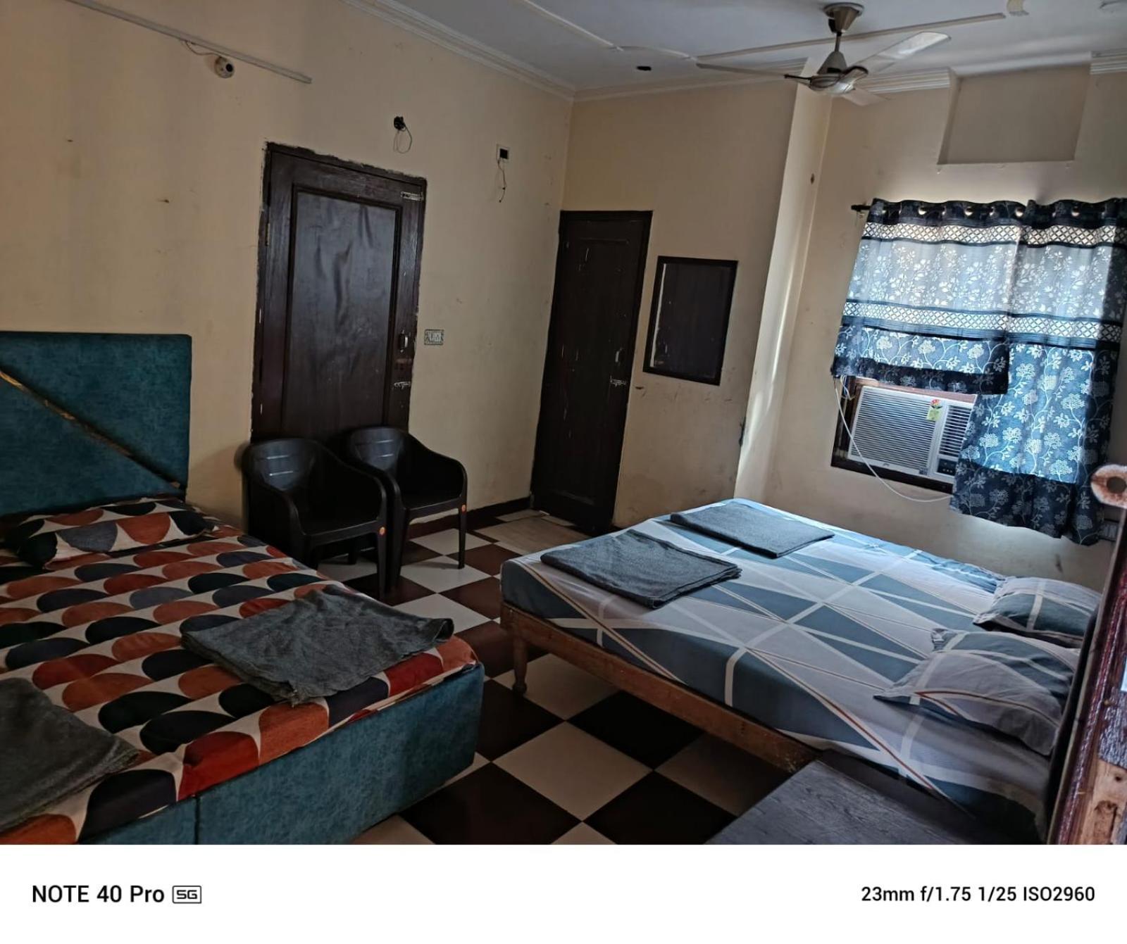 Mj Chawla Homestay Double Bed Attached Bathroom Room أمريتسار المظهر الخارجي الصورة